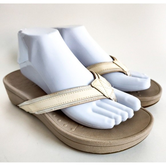 Vionic Woman Cream Tide ll Size 8 Thong Sandals Flip Flops Beach Comfort Support - Picture 1 of 9